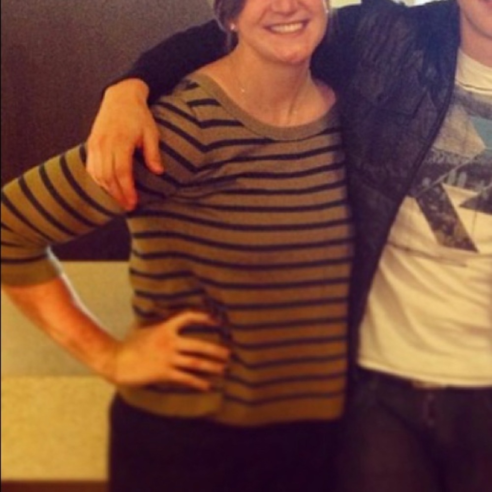 OLIVE GREEN + NAVY STRIPED SWEATER